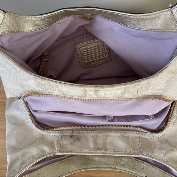 Vintage Coach Madison Soho Hobo Ivory Gold Leather
Trim No. H1294-†20584 - Picture 8 of 12